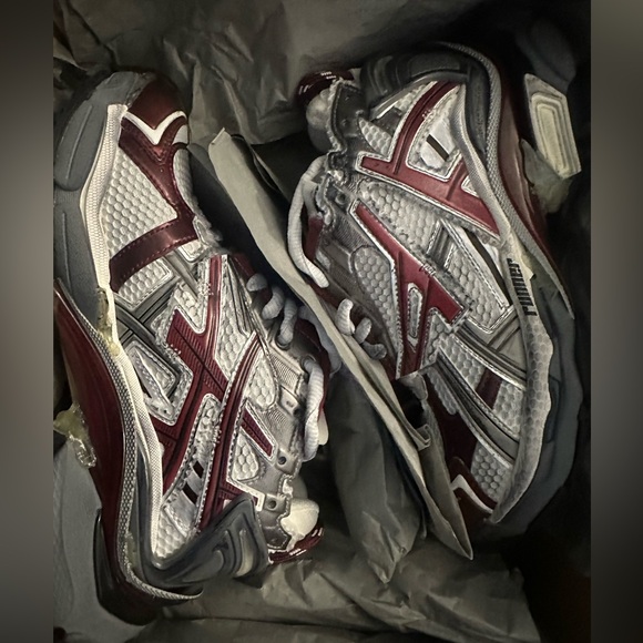 BALENCIAGA RUNNER SNEAKERS - Picture 5 of 5